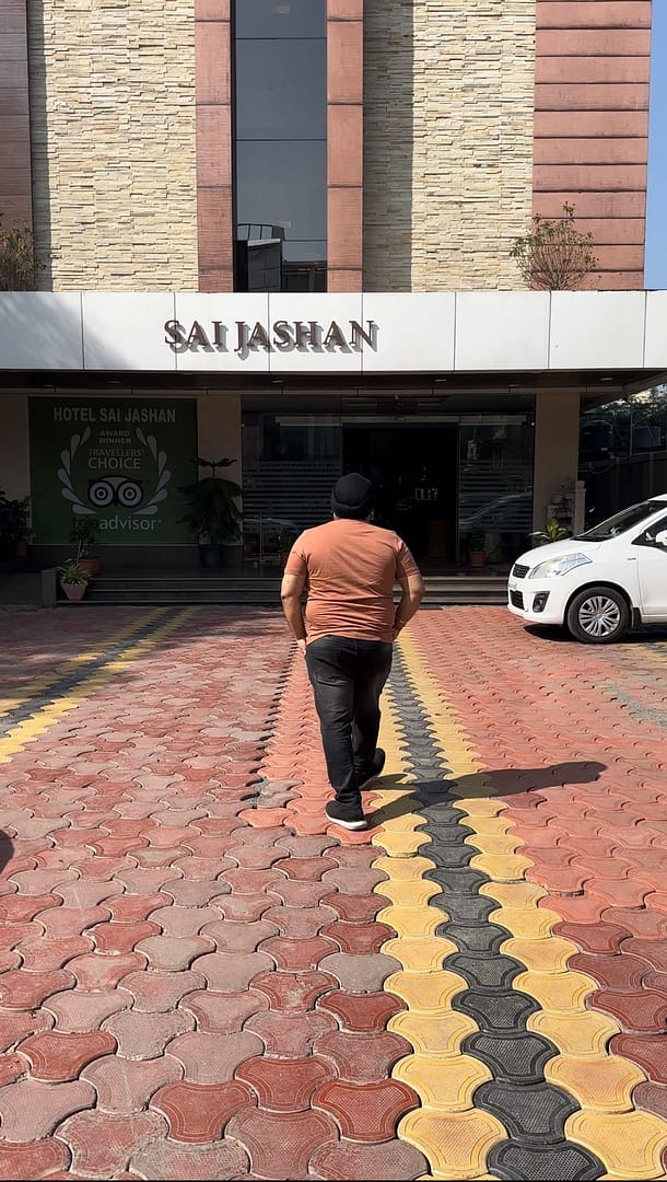 Hotel Sai Jashan: Where Tranquility Meets Celebrity-Approved Excellence in Shirdi